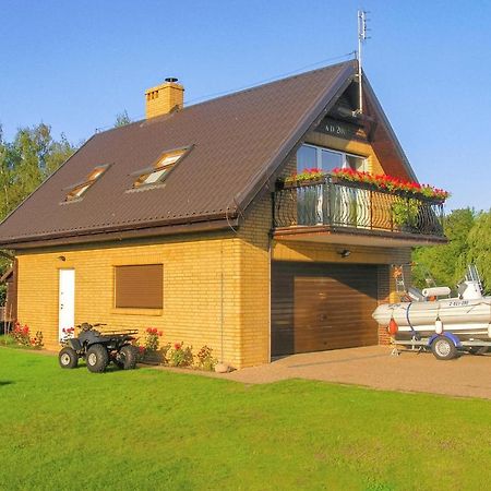 Cozy Apartment In Nowe Warpno With Wifi Екстер'єр фото