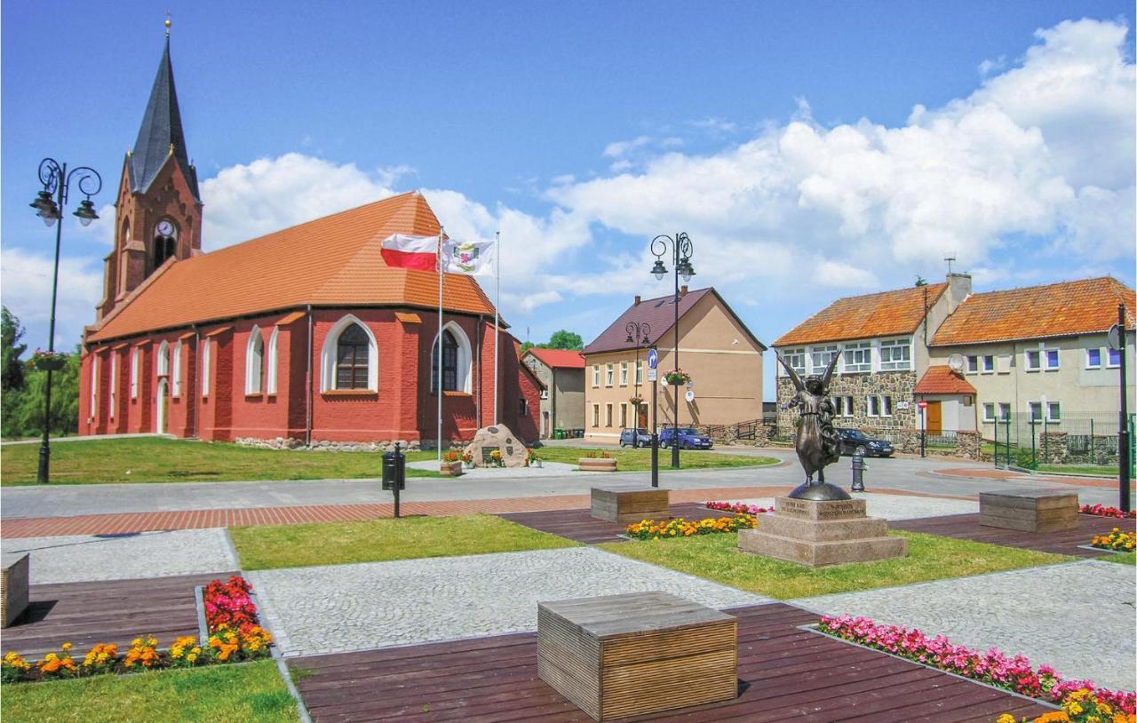 Cozy Apartment In Nowe Warpno With Wifi Екстер'єр фото