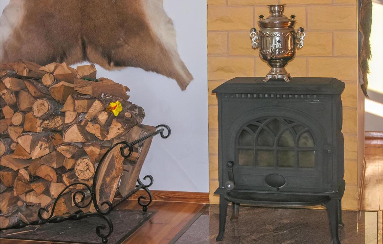 Cozy Apartment In Nowe Warpno With Wifi Екстер'єр фото